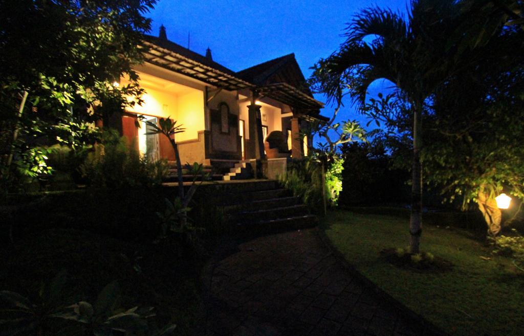 Graha Rusni Ubud Exterior foto